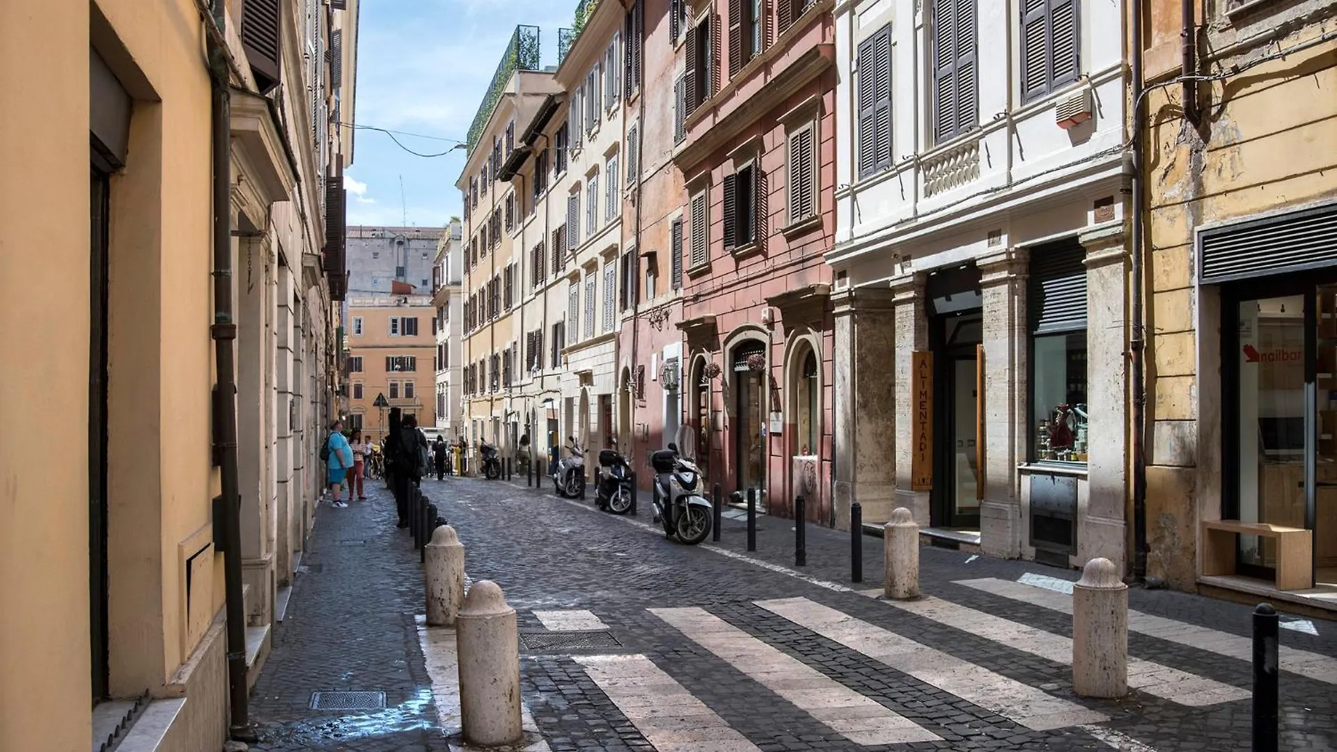 Boschetto Charming Apartment Rome Italy