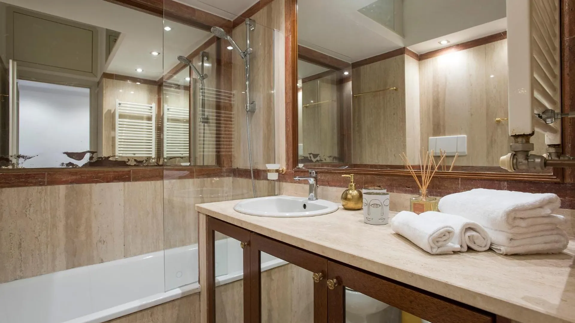 Boschetto Charming Apartment Rome